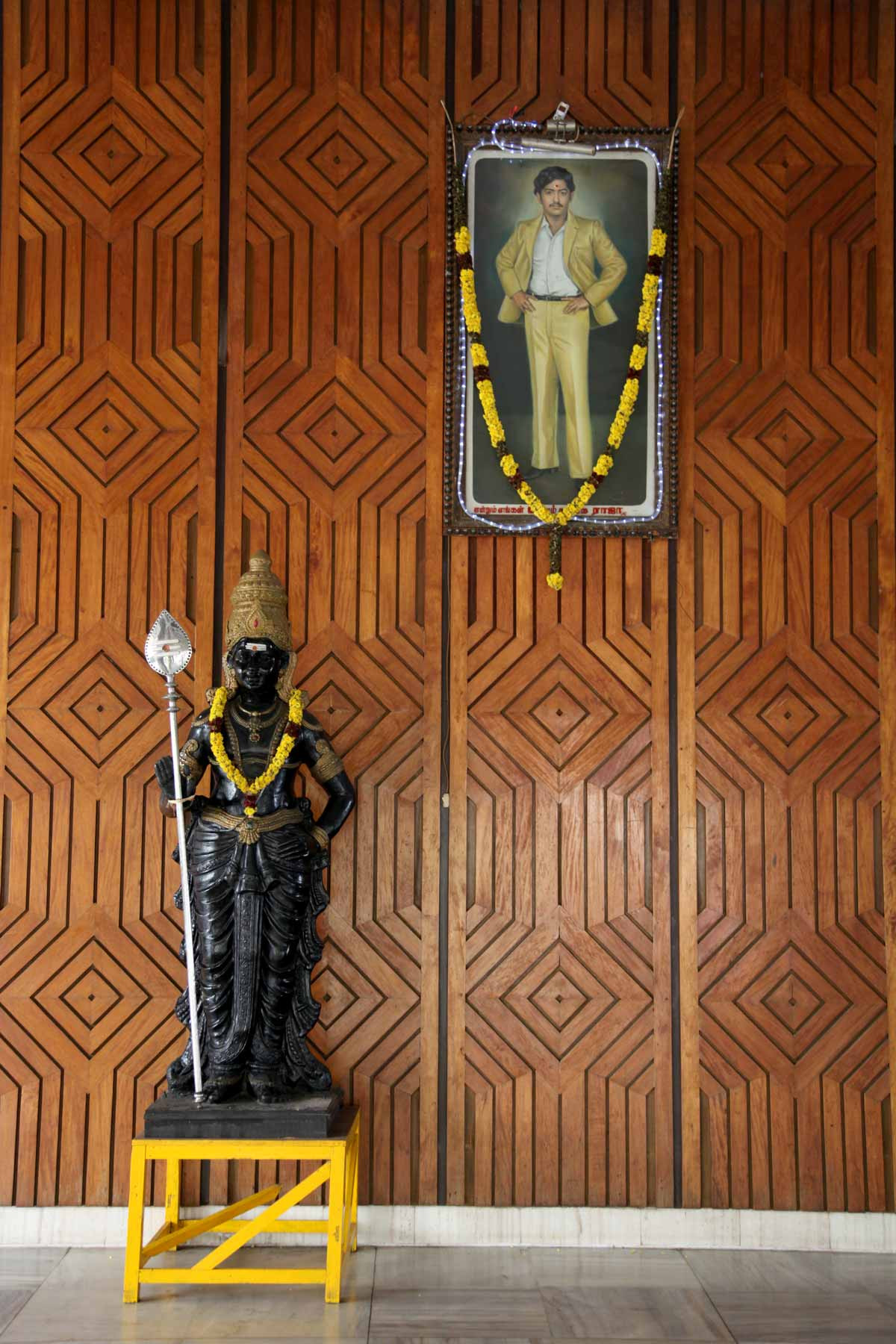 <span style="color:white">Albert, Chennai, 2009</span>